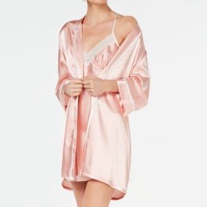 "Mom" robe 🤍